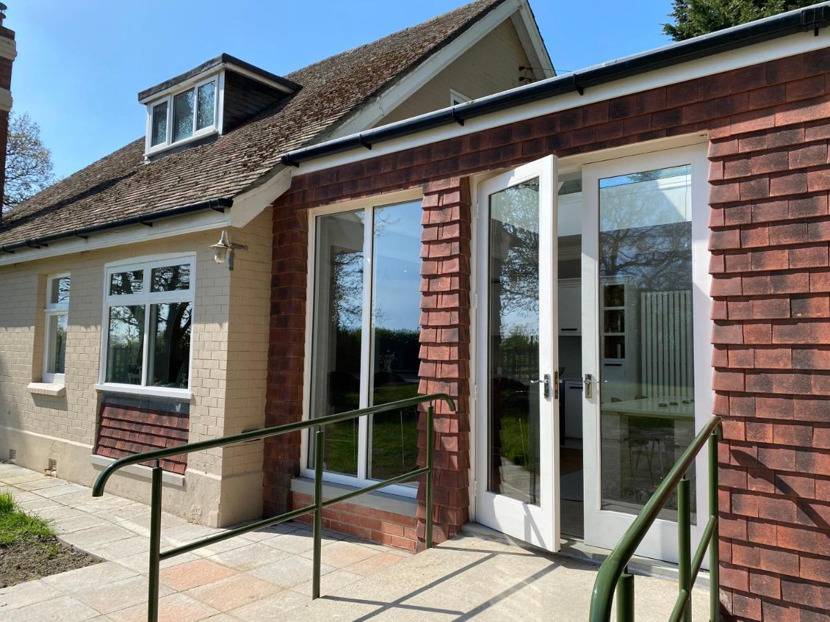 Spacious 4 Bed Family Cottage In Parkland Setting York Luaran gambar